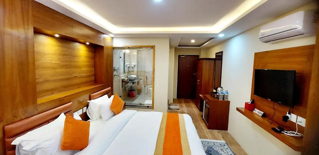 Hotel Yakroo Manang كاتماندو 0*,  نيبال