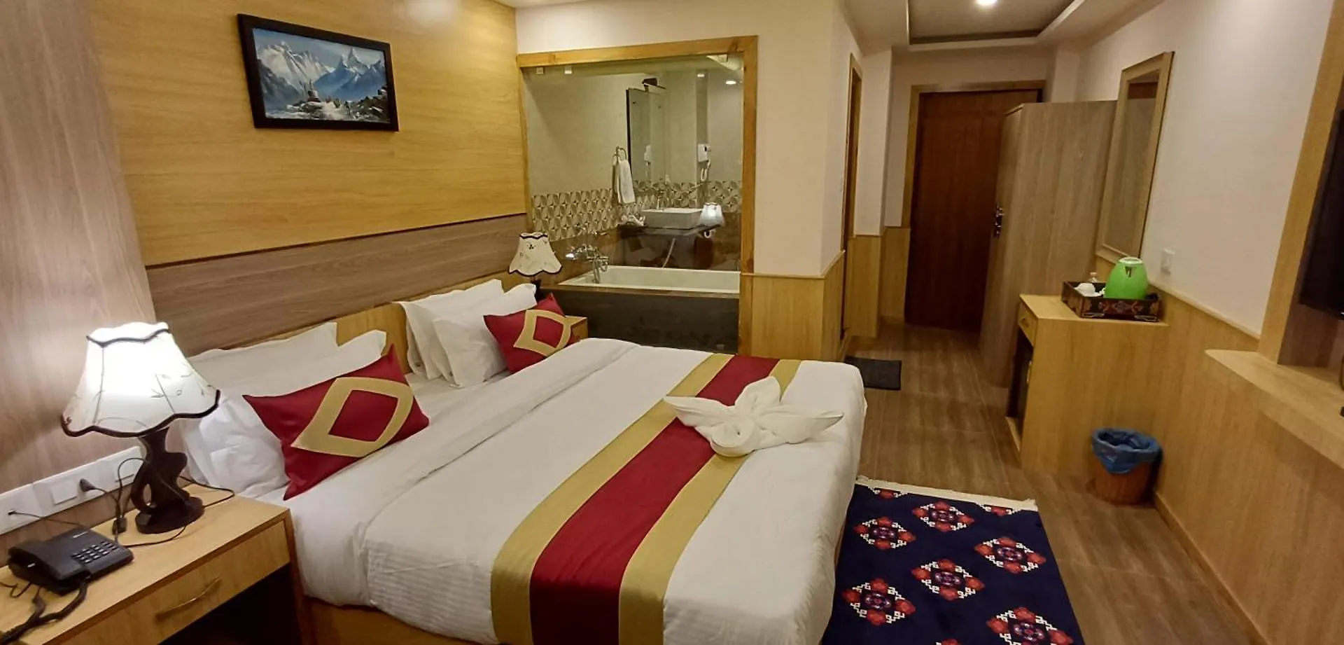 Hotel Yakroo Manang كاتماندو