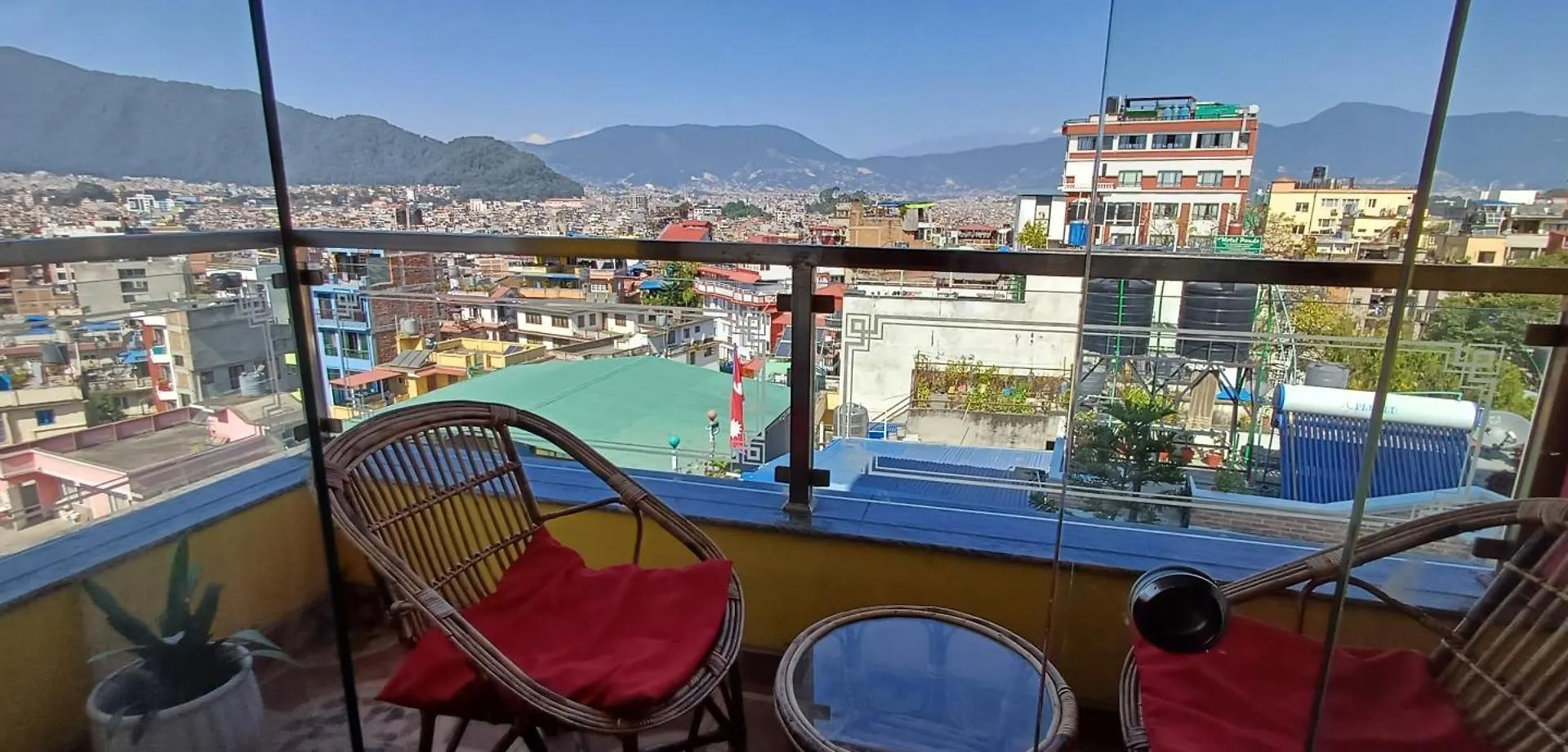 Hotel Yakroo Manang كاتماندو 0*,  نيبال