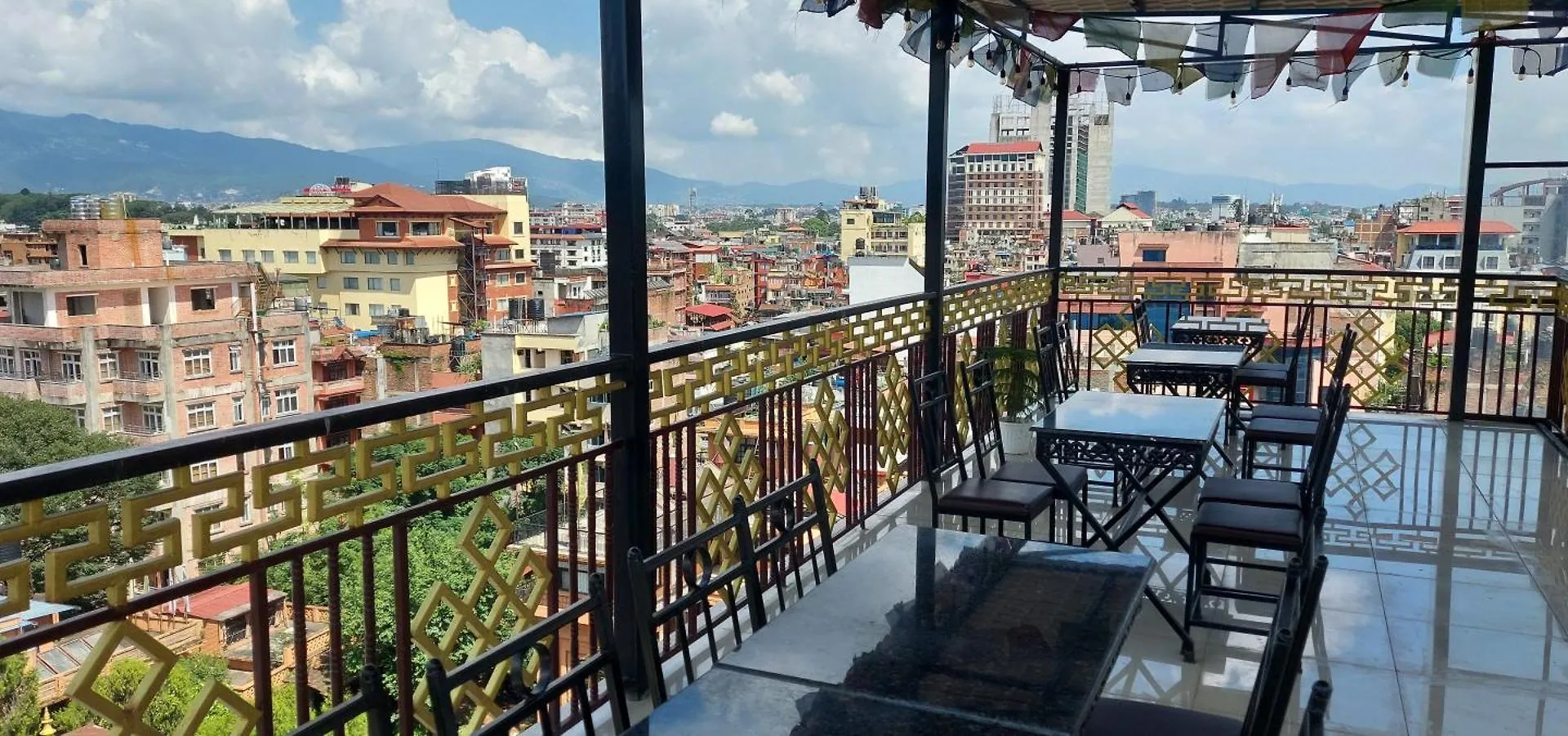 Hotel Yakroo Manang كاتماندو