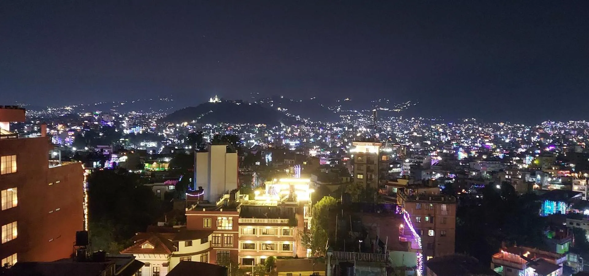 Hotel Yakroo Manang كاتماندو