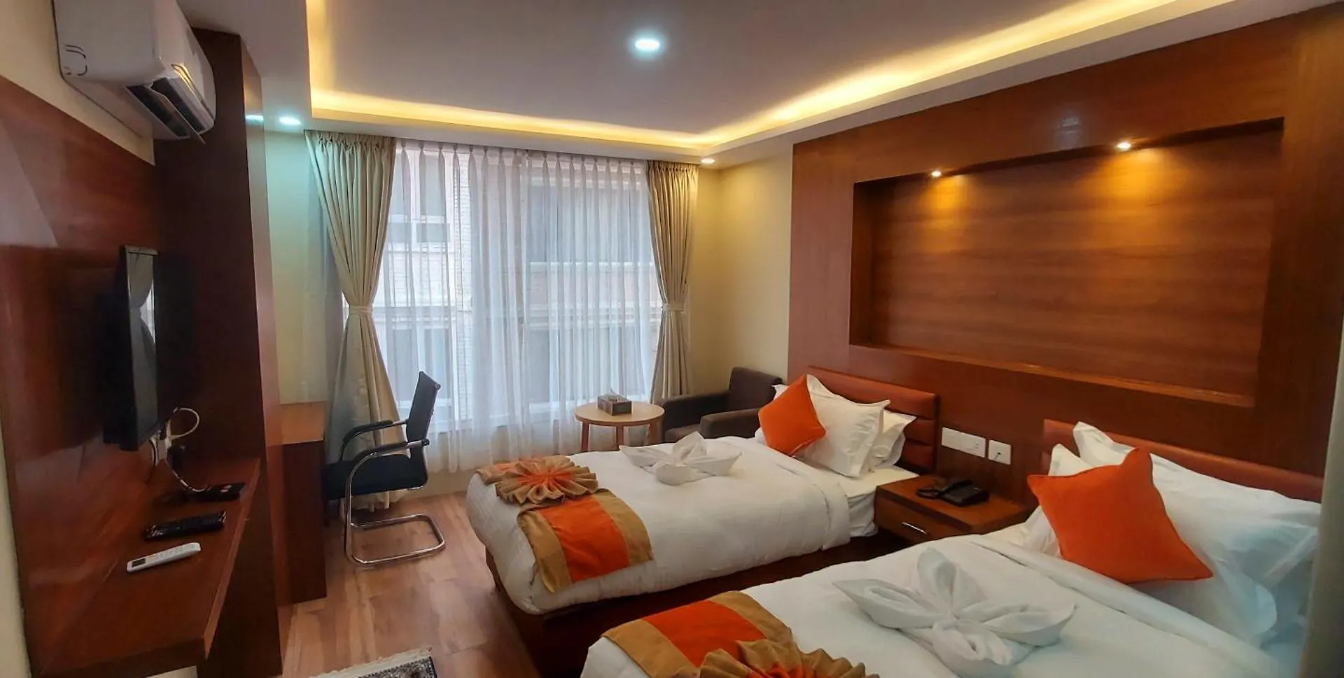 Hotel Yakroo Manang كاتماندو