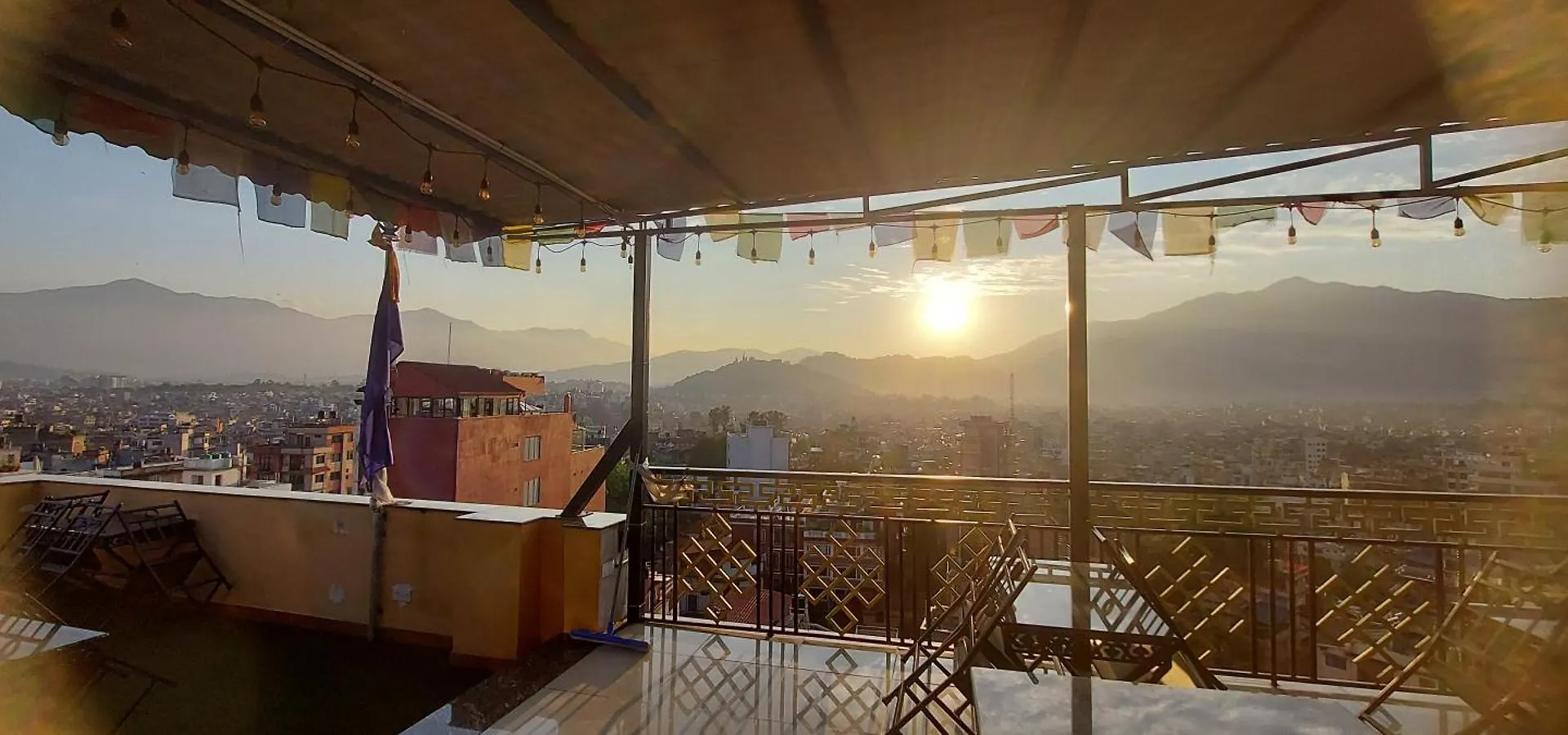 Hotel Yakroo Manang كاتماندو