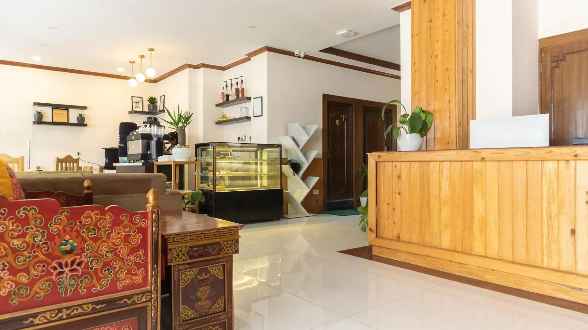 Hotel Yakroo Manang كاتماندو 0*,  نيبال