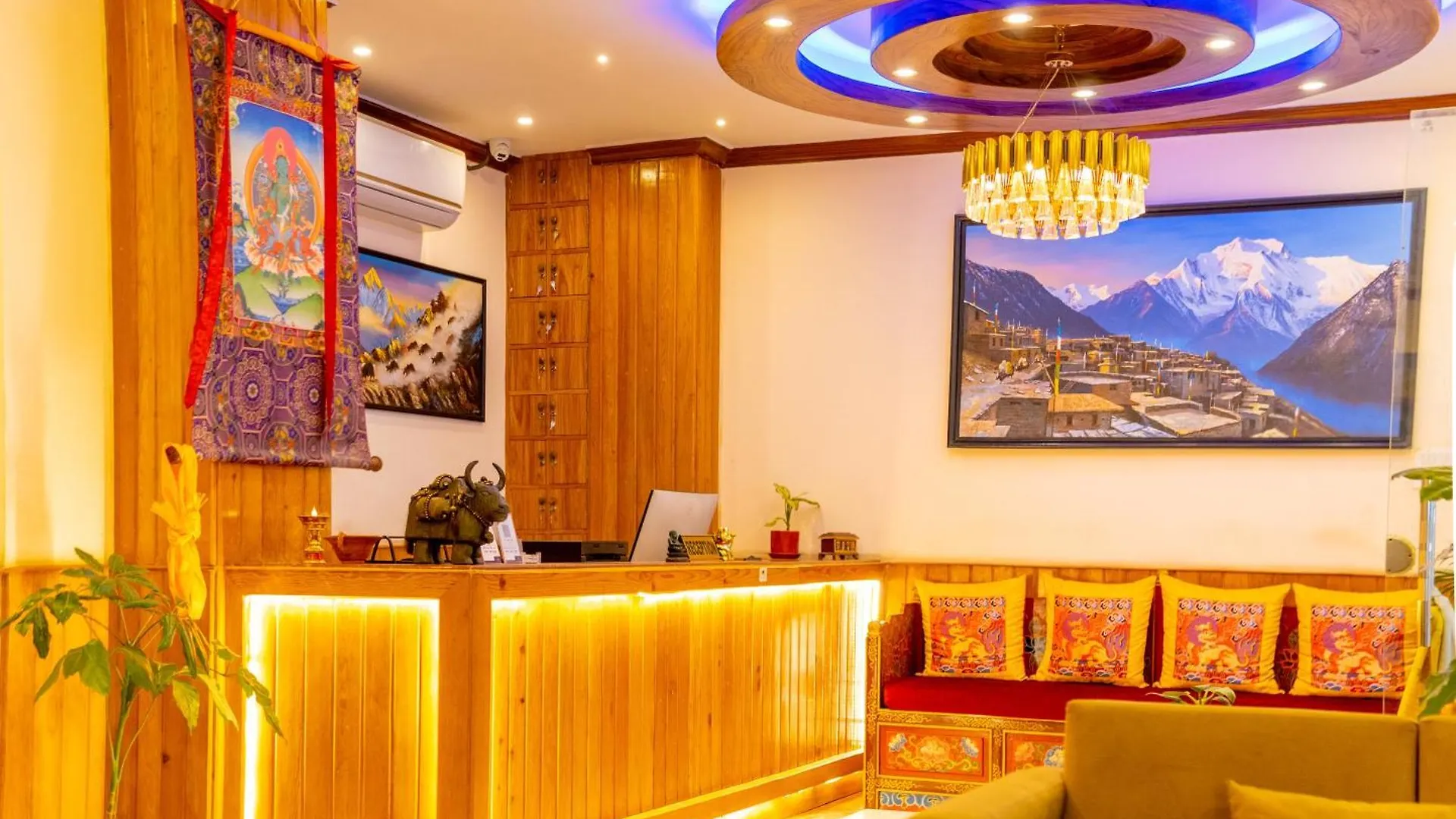 Hotel Yakroo Manang location